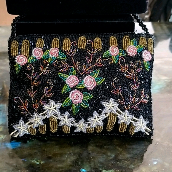 Handbags - Floral Beaded Bag